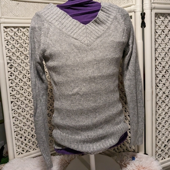 Sybilla Basic Deep V Neck Soft Angora Blend Sweater Women's Medium EUC - Picture 3 of 8